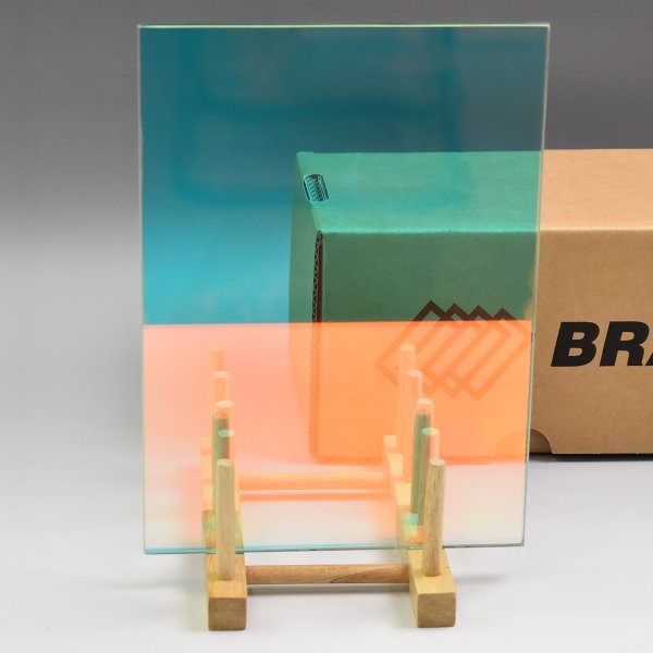 画像3: Braintec ダイクロイックデザインフィルム プリズム68(Funky) 1270mm幅×長さ1m単位切売   ※同梱不可※ #DDPR68(Funky)50C# (3)