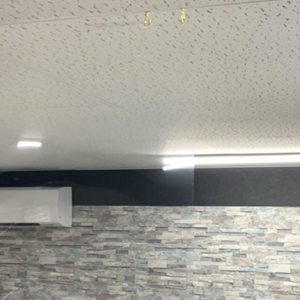 画像5: 飛沫防止シートフィルム 幅1mx長さ30mロール箱売 1m@330円 【ウィルス対策 ローコスト 使い捨て 透明 間仕切り パーテーション】 (5)